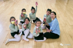 中國民族民間舞學生考級3級美國北加州Ah-Lan-Dance-Studio-11
